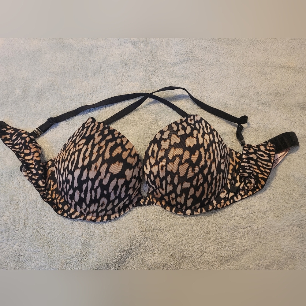 Victoria's Secret Black and Tan Animal Print Bras
